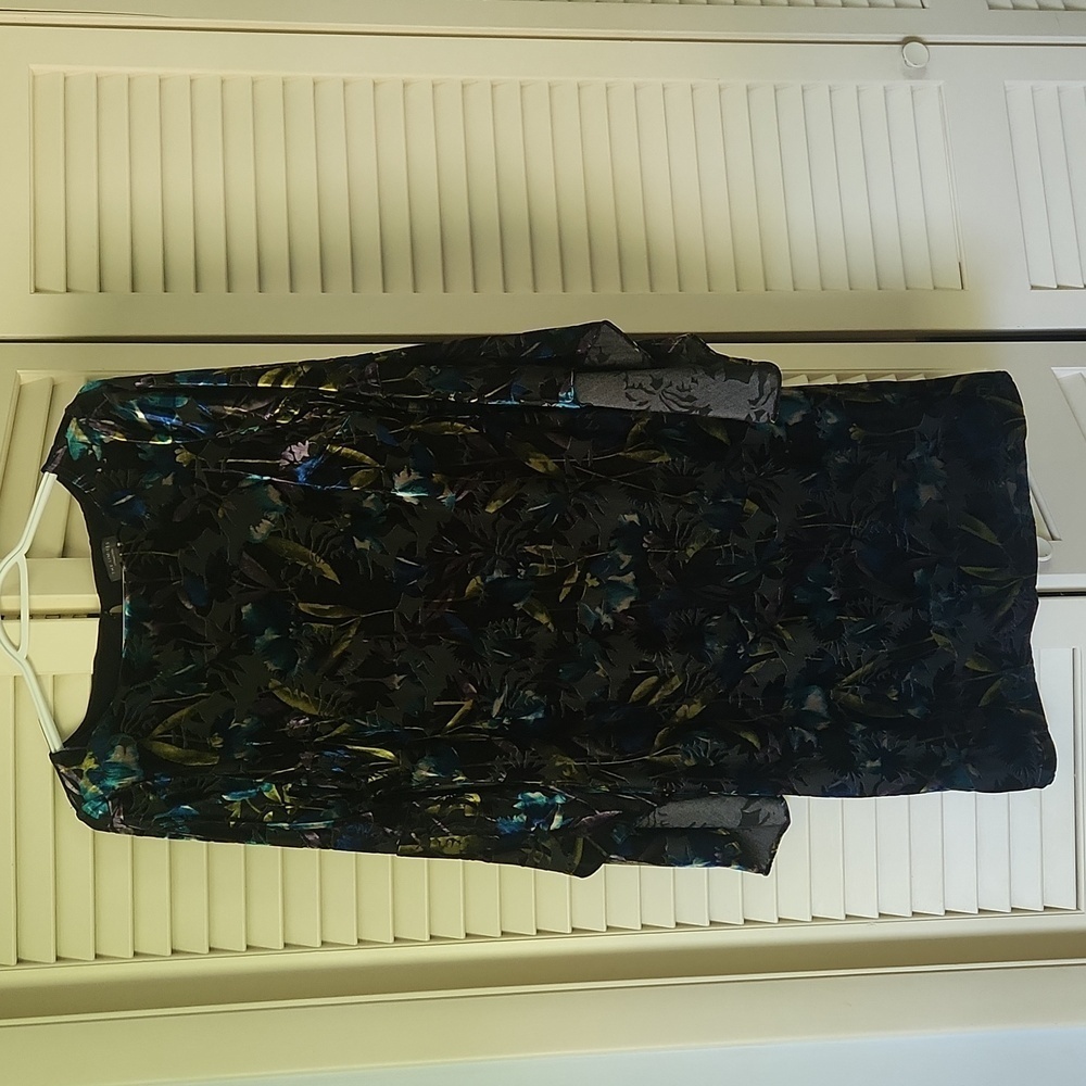 The Limited Flared Bell Sleeve Velvet Floral Black Dress XS